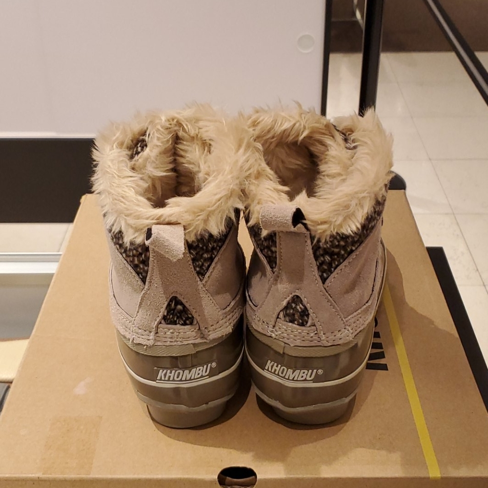 Khombu NWT Keri Winter Snow Boots with Faux Fur - Picture 7 of 8